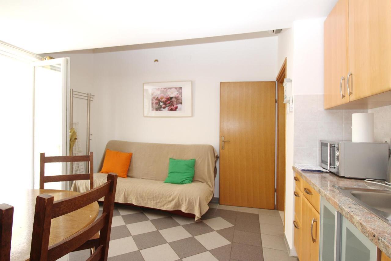 Apartments Mikulan Beach Baska  Ngoại thất bức ảnh