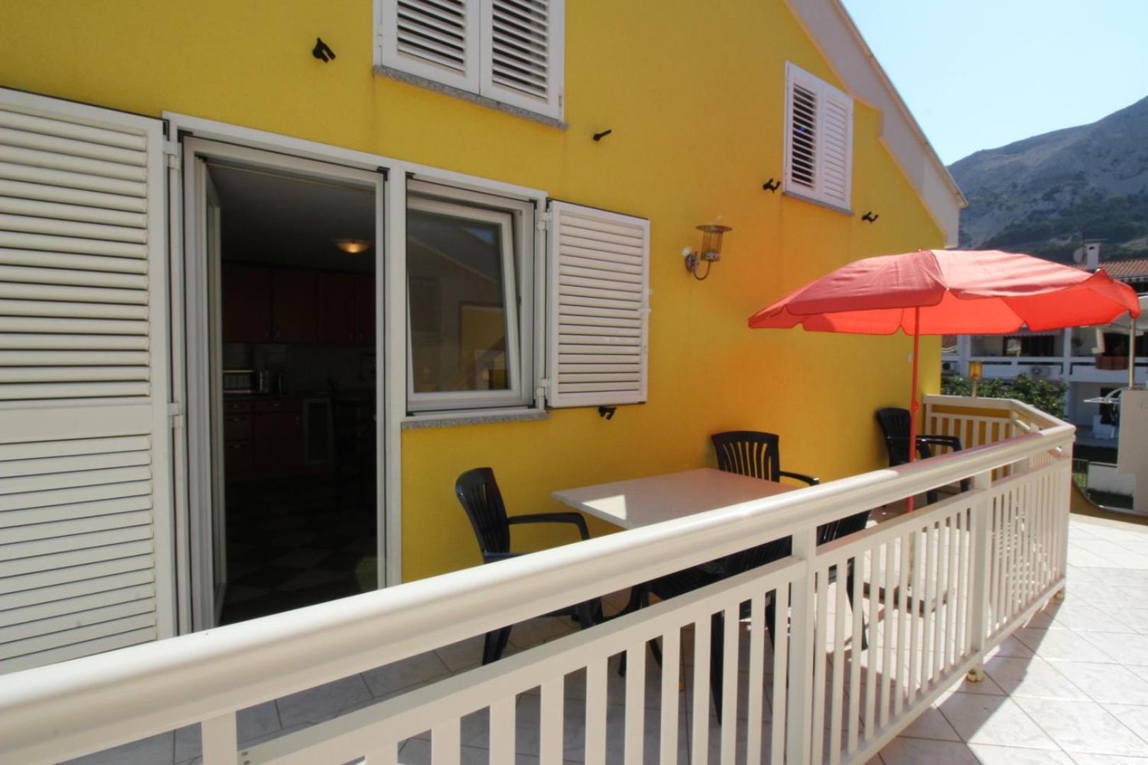 Apartments Mikulan Beach Baska  Ngoại thất bức ảnh