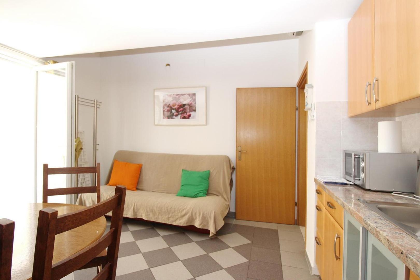 Apartments Mikulan Beach Baska  Ngoại thất bức ảnh