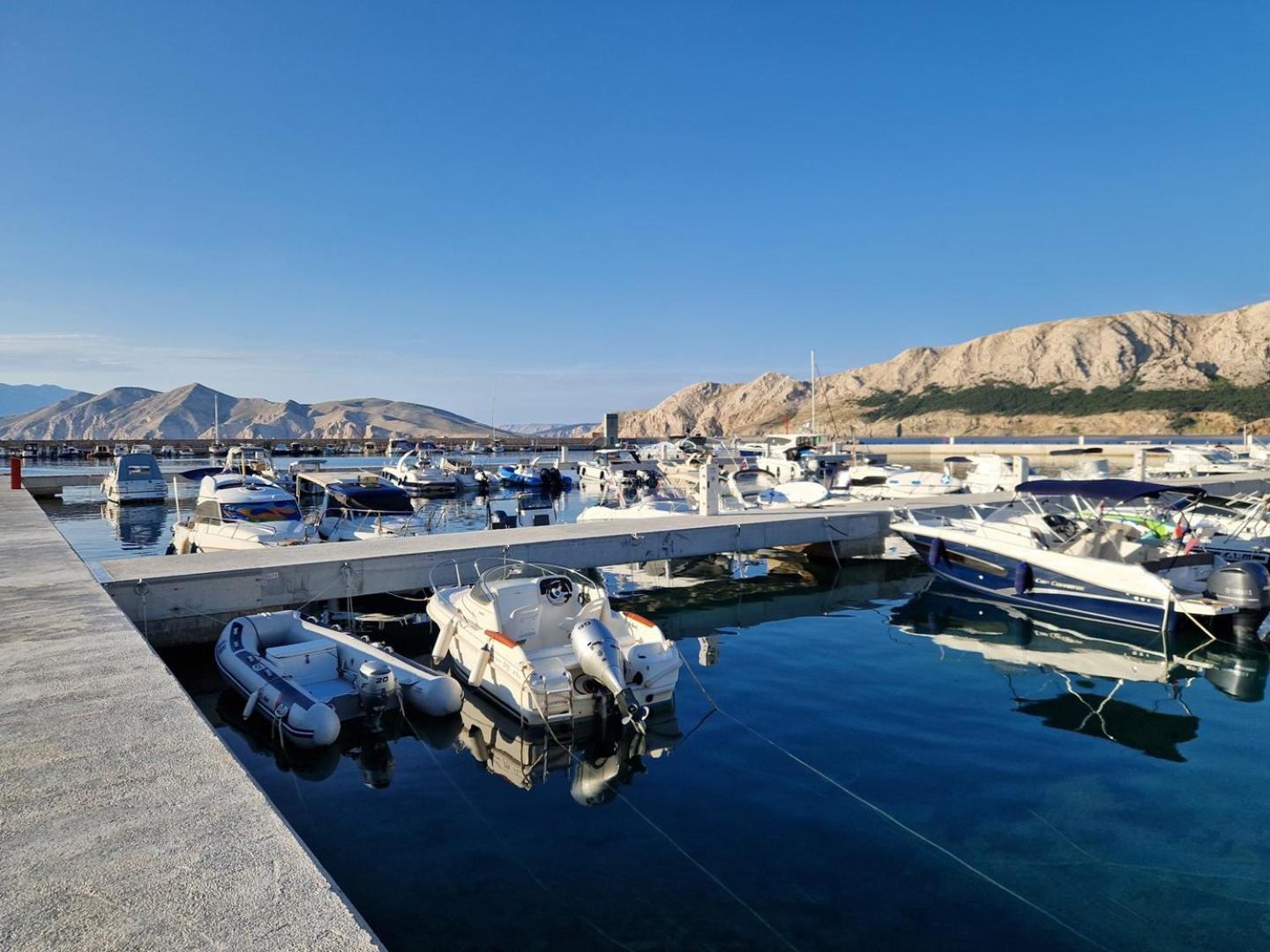 Apartments Mikulan Beach Baska  Ngoại thất bức ảnh